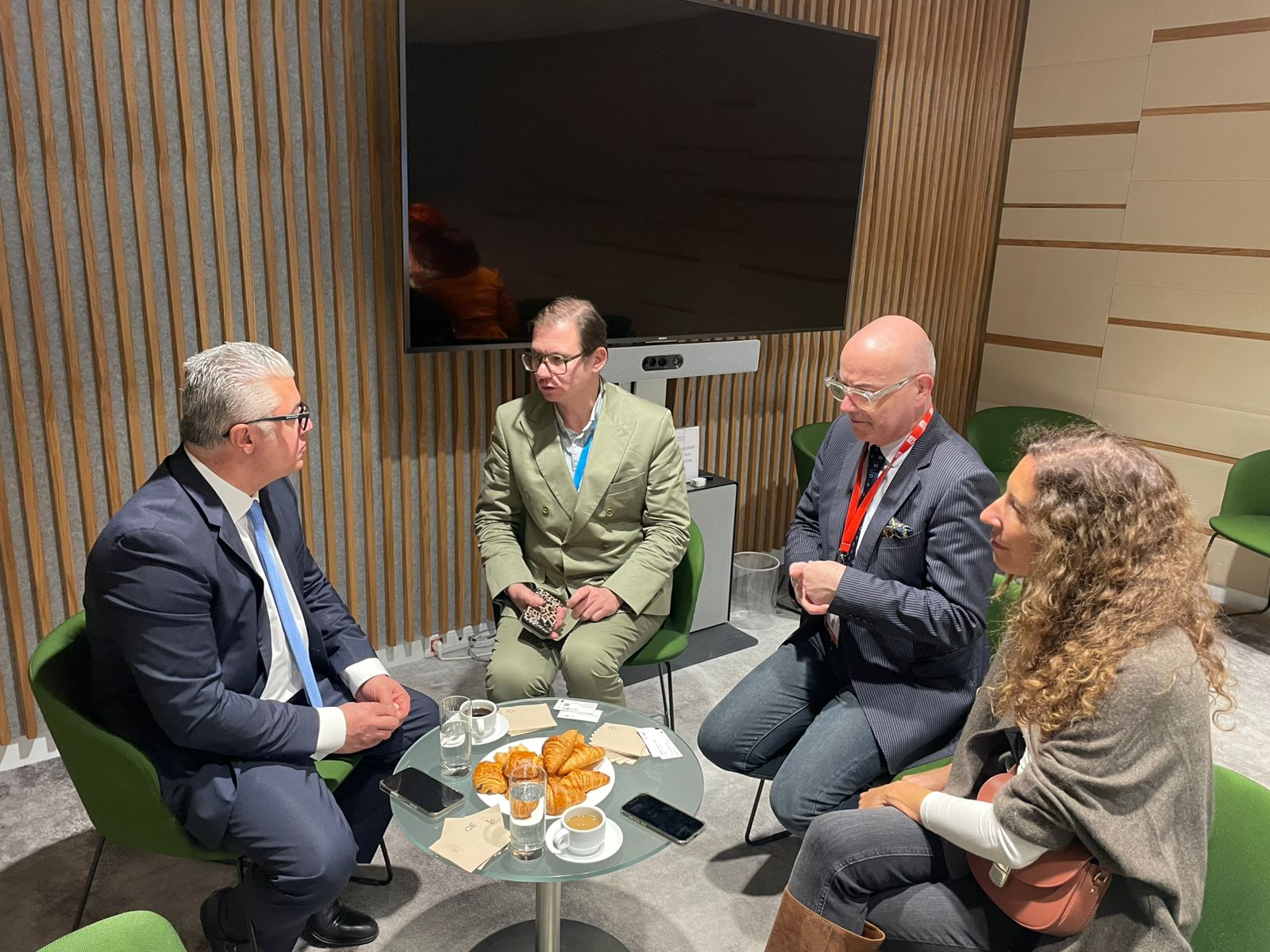 صورة من اللقاءات