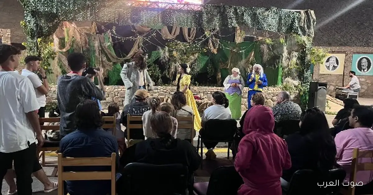 جمهور كبير حضر عرض «الجميلة والوحش» مع حسام داغر وميدو عادل.. صور