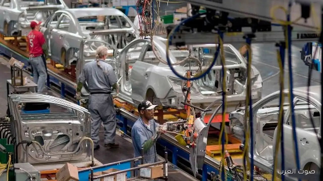 جنرال موتورز تقيل 900 عامل من أكبر مصانعها كل التفاصيل