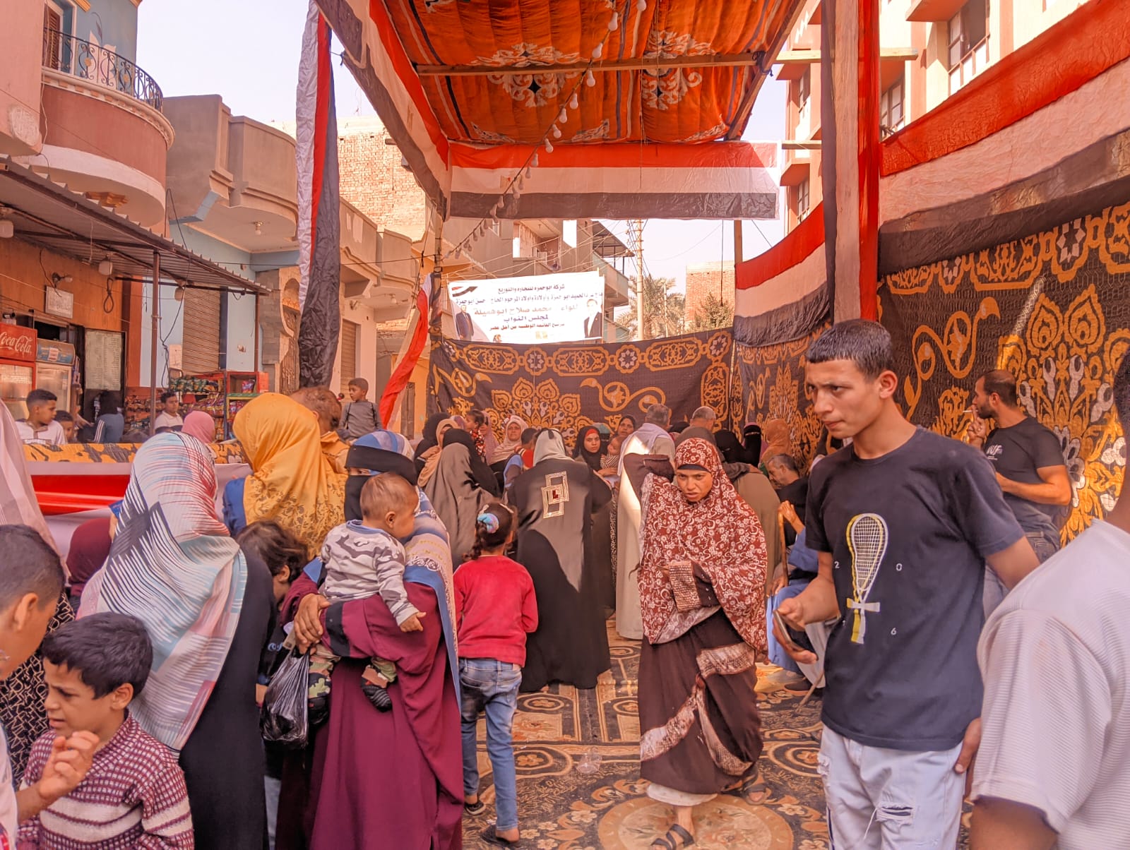 حب مصر: كبار السن والستات في المقدمة باللجان الانتخابية في قرى العياط بالجيزة 3 تصويت الناخبين