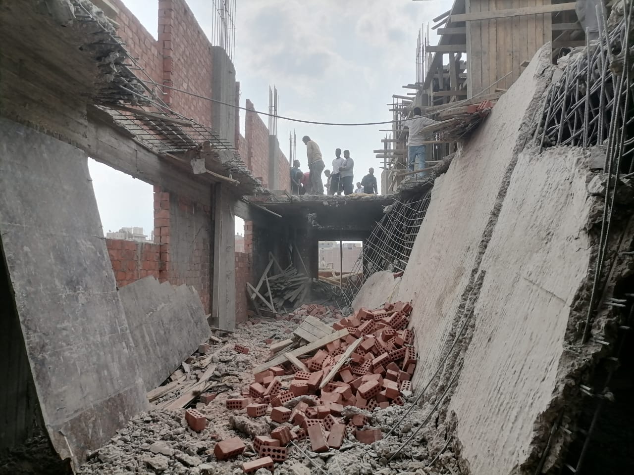 حملات مفاجئة من وزارة التنمية المحلية على أحياء حدائق القبة