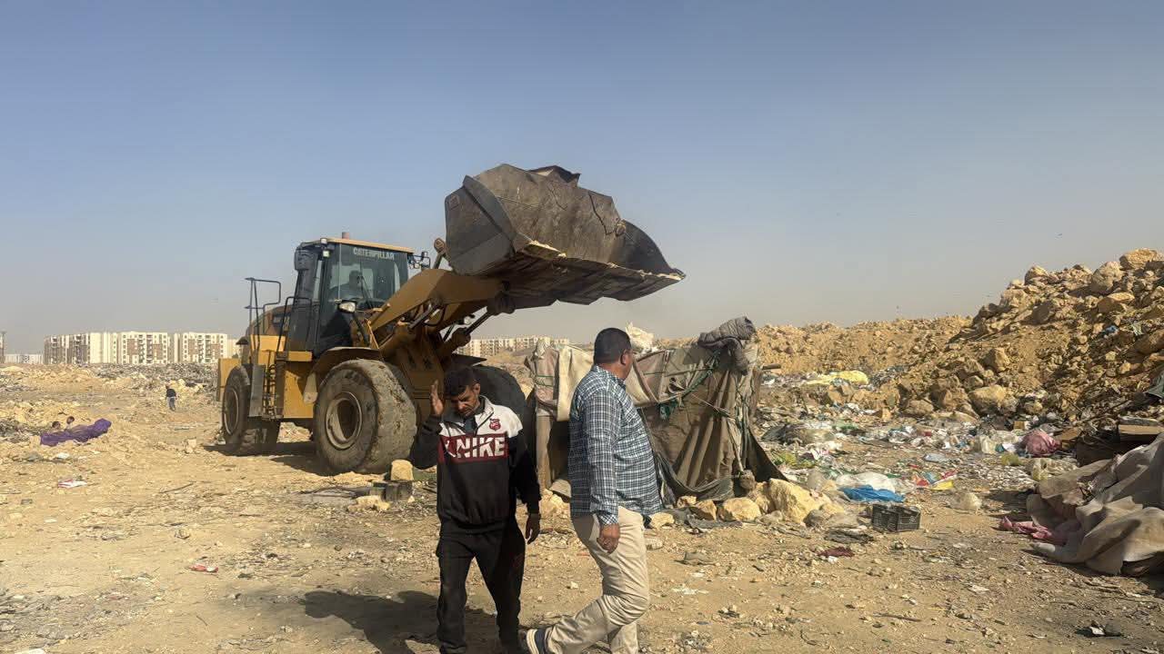 حملة كبيرة للتصدي للنباشين وبدء غلق آمن لمقلب الطريق الأوسطي