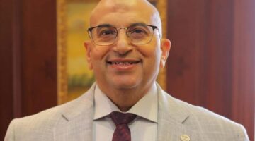 خبراء الضرائب غزو الصين يهدد صناعة زجاج العربيات في مصر