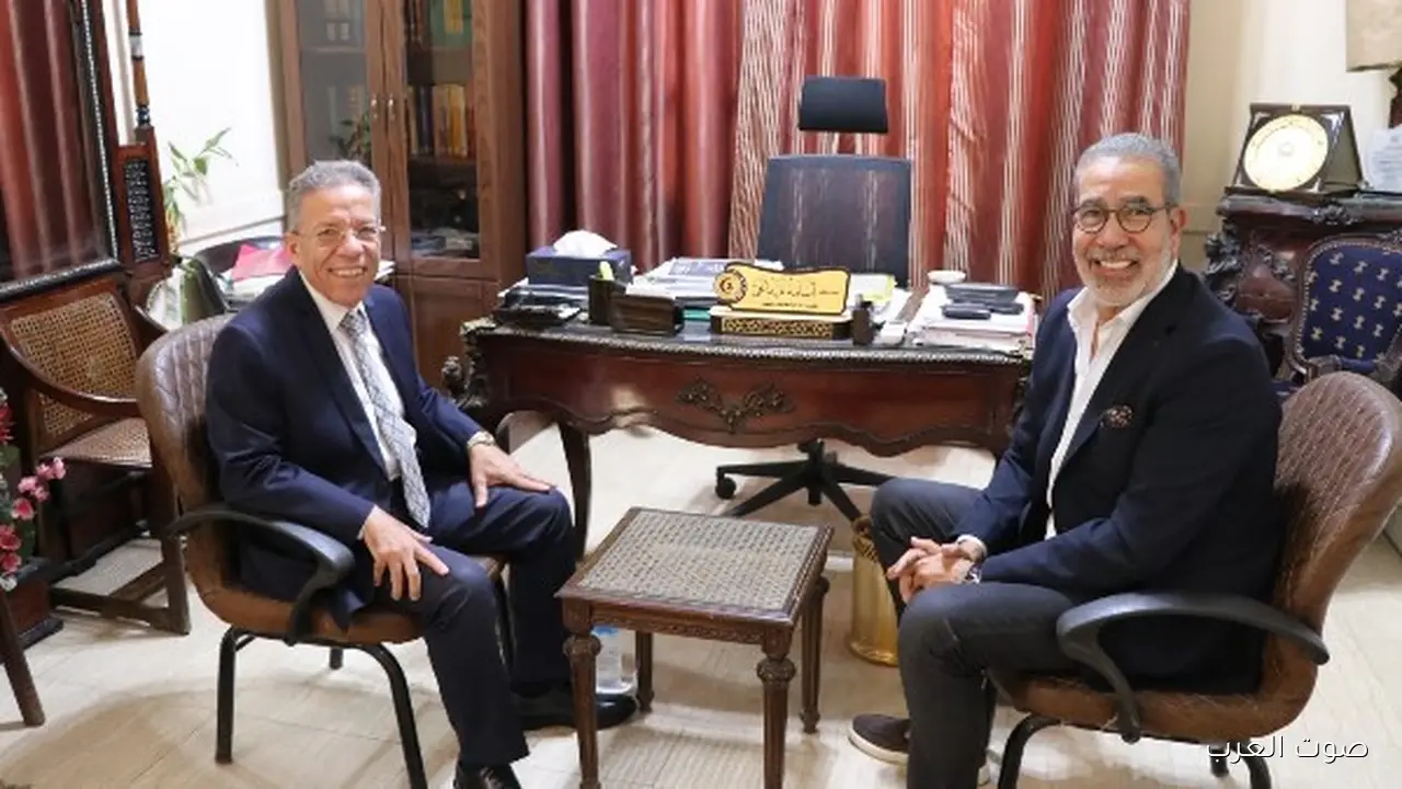 خصم للأطباء على مسرحية أم كلثوم دايبين في صوت الست