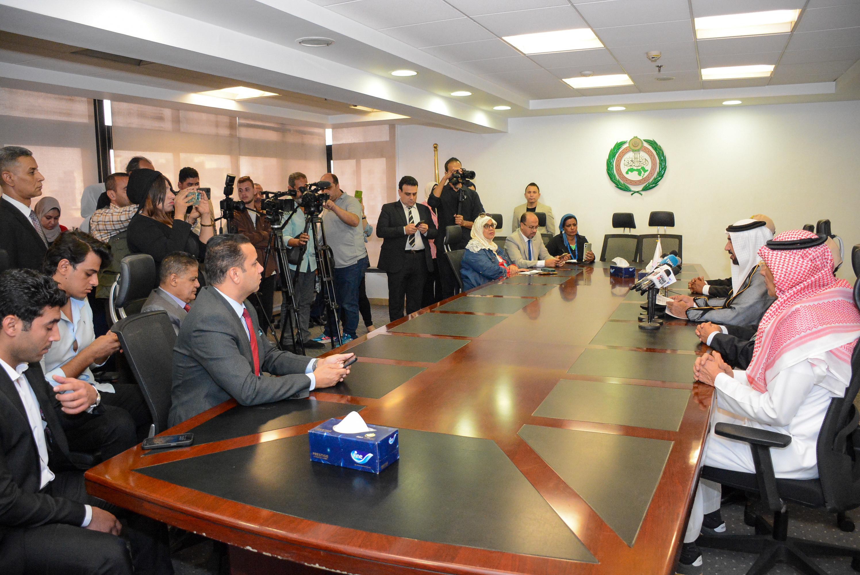 رئيس البرلمان العربي انتخابات النواب المصريين محطة مهمة