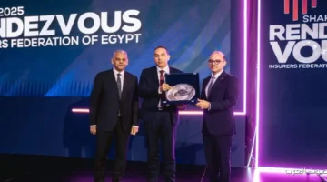 رئيس البورصة المصرية يتكرم في الملتقى السنوي للتأمين وإعادة التأمين