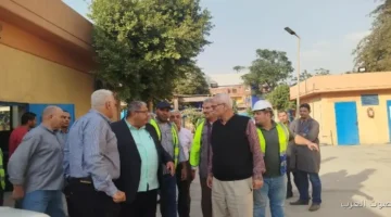 رئيس الصرف الصحي في القاهرة بيواصل جولات ميدانية لمتابعة جاهزية