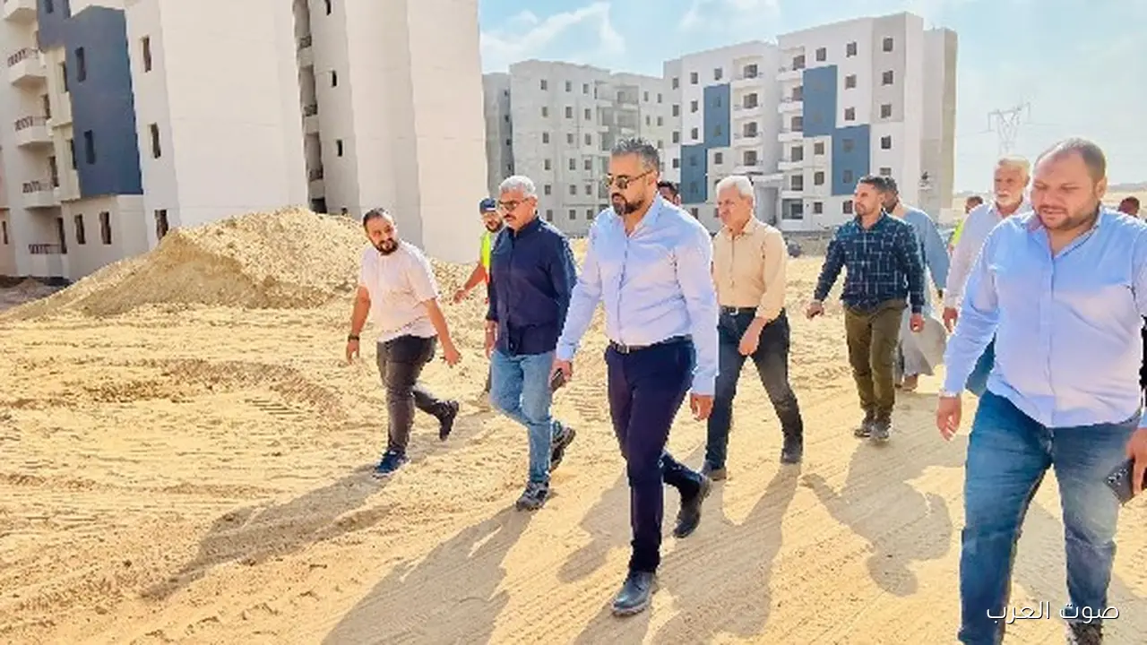 رئيس العبور الجديدة يقوم بجولة لمتابعة المشروعات وزيادة سرعة التنفيذ
