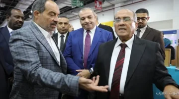 رئيس القابضة يتفقد منتجات الغابات الشجرية في أسوان ويمدح نجاح