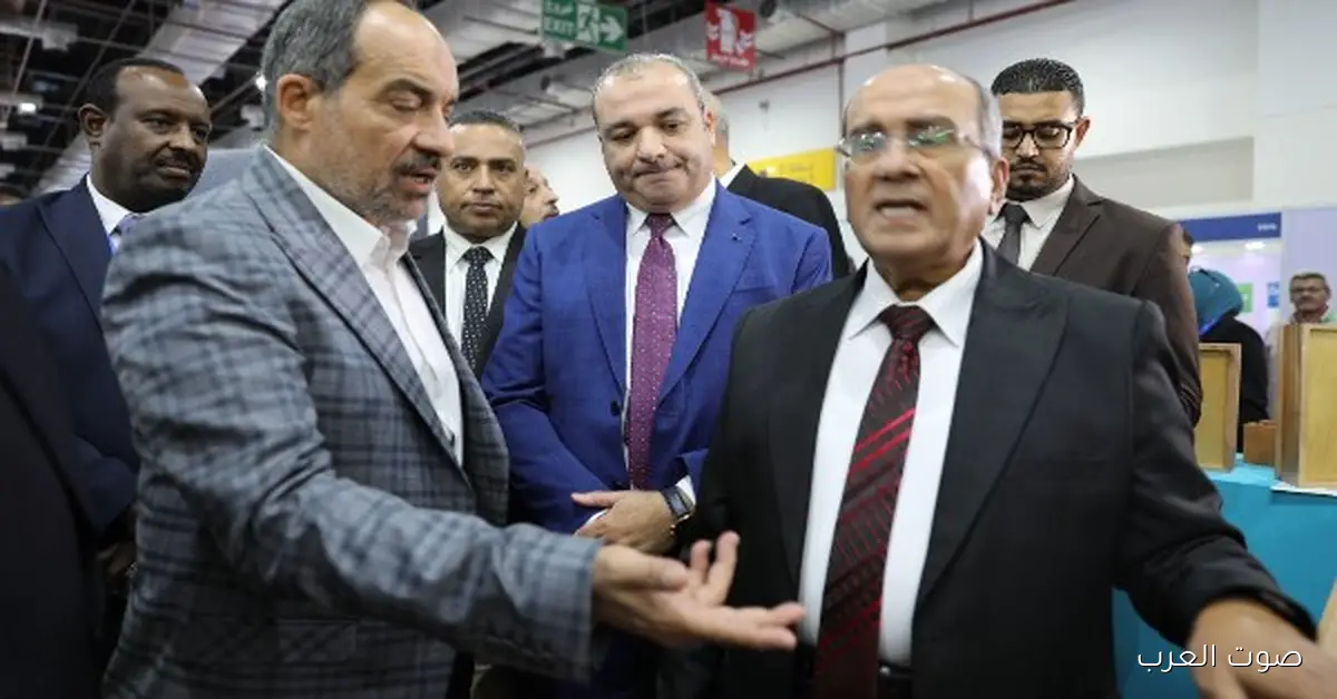 رئيس القابضة يتفقد منتجات الغابات الشجرية في أسوان ويمدح نجاح الاستفادة من مياه الصرف الصحي المعالجة