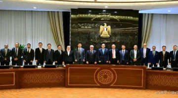 رئيس الوزراء يحضر توقيع عقد لإنشاء مجمع كامل للصناعات الكيميائية
