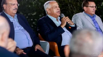 رئيس سموحة يزور النادي ويسمع شكاوى الأعضاء