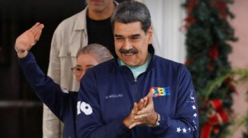 رئيس فنزويلا يطلب من الطلاب الأمريكان يساعدوه
