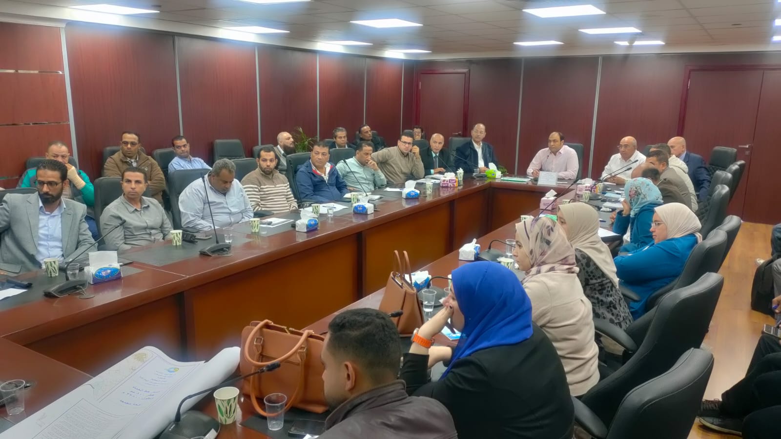 اجتماع قيادات شركة مياه الشرب