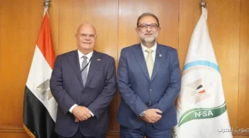 رئيس هيئة سلامة الغذاء يتناقش مع السفير السويدي في القاهرة