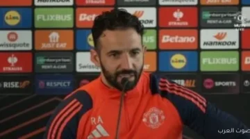 روبن أموريم يكشف عن الغيابات في مانشستر يونايتد قبل مباراة