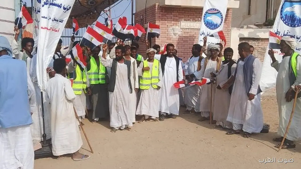 زحمة وتصويت في اليوم الثاني من انتخابات النواب في قرية أبو رماد بالبحر الأحمر