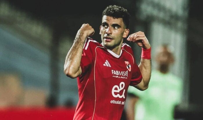 زيزو يشارك أمام شبيبة القبائل السبت المقبل بعد الحصول على مسكنات