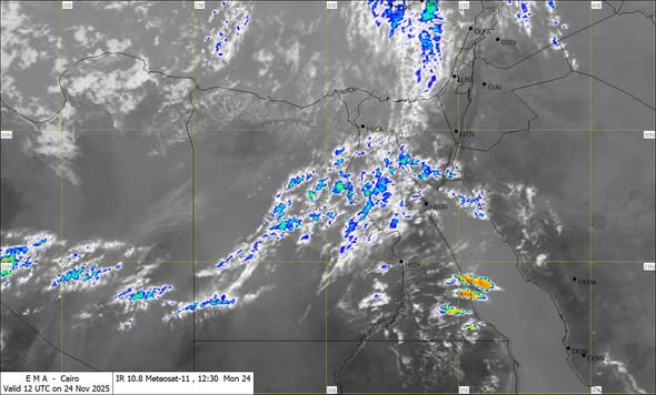 سحب منخفضة على السواحل والوجه البحري تفاصيل عن حالة الجو