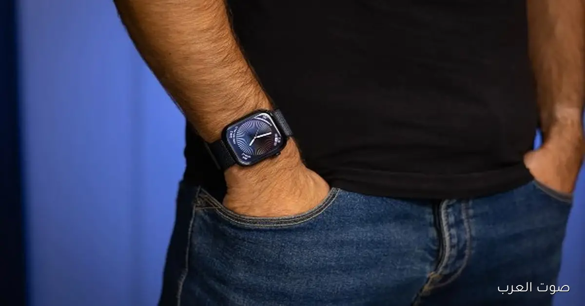 سعر Samsung Galaxy S25 Ultra نص السعر و250 دولار خصم على Apple Watch Series 10
