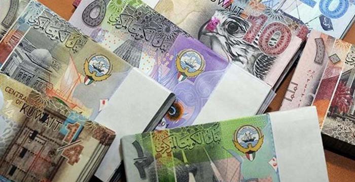 سعر الدينار الكويتي مقابل الجنيه المصري النهارده الخميس في البنوك