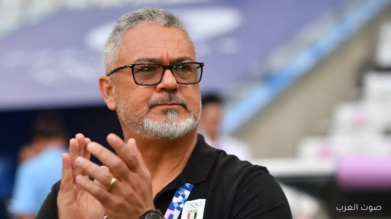 شرف عظيم ميكالي يكشف حقيقة مفاوضات الزمالك لتدريب الفريق