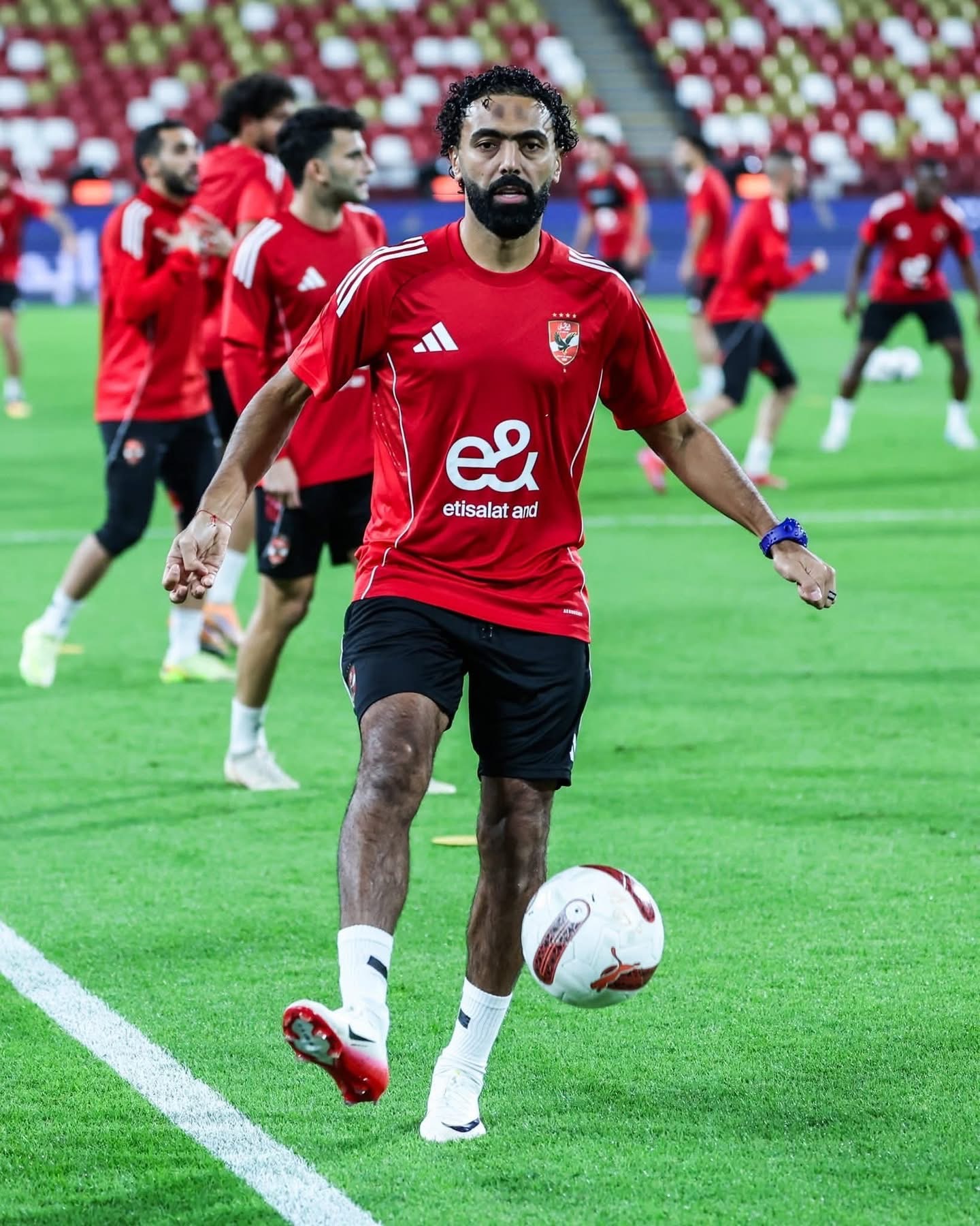 شوفوا لقطات من تمرين الأهلي قبل مباراة الزمالك في السوبر