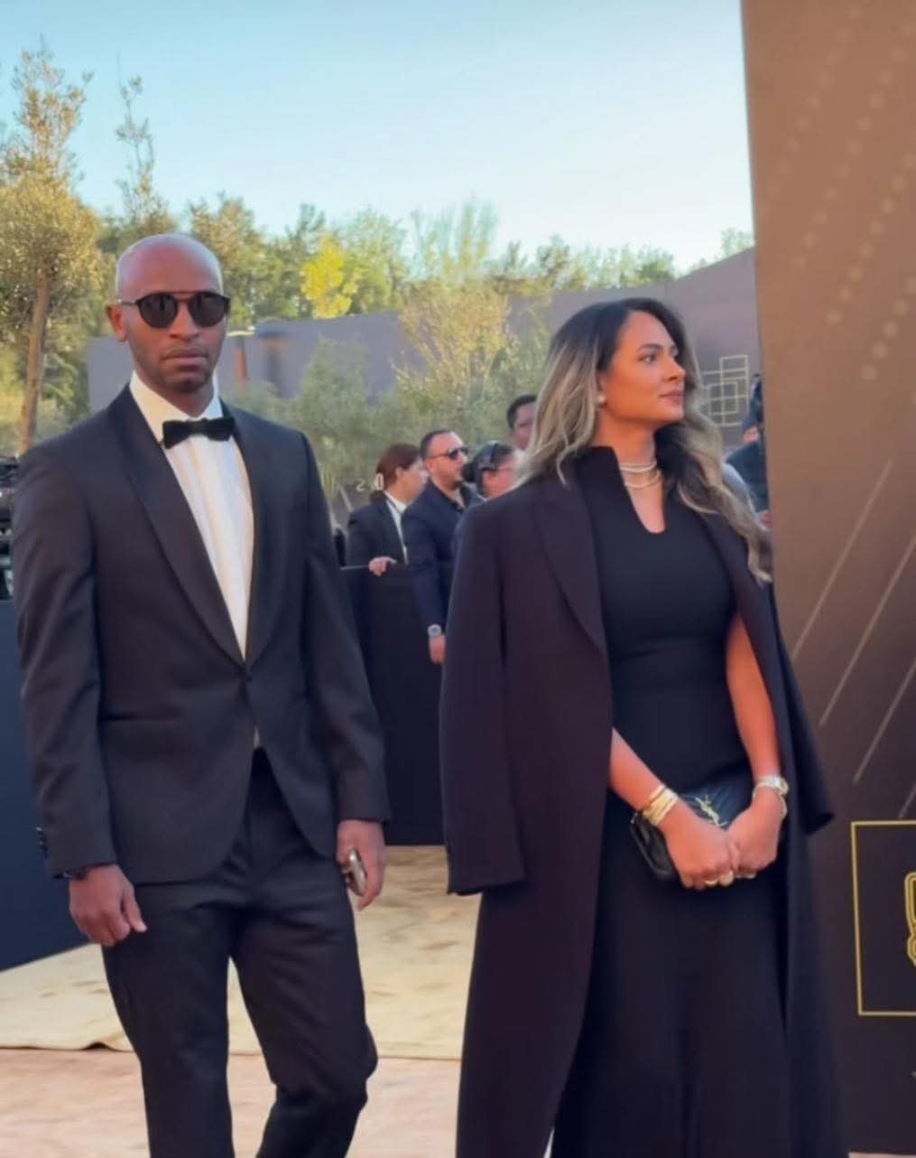 شيكابالا يوصل حفل جوائز أحسن لاعبين في أفريقيا مع مراته