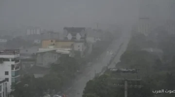 ضحايا الفيضانات والانهيارات الأرضية في فيتنام وصلوا لـ 55 شخص