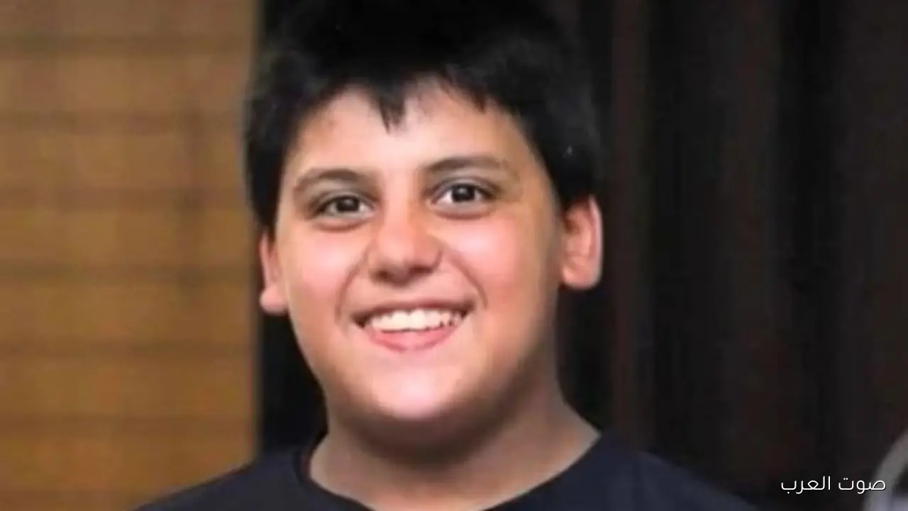 طفل فلسطيني يستشهد بعد إصابته بغاز مسيل للدموع في جنوب