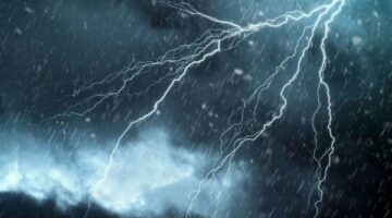 طقس الأحد أجواء خريفية وأمطار في مناطق معينة