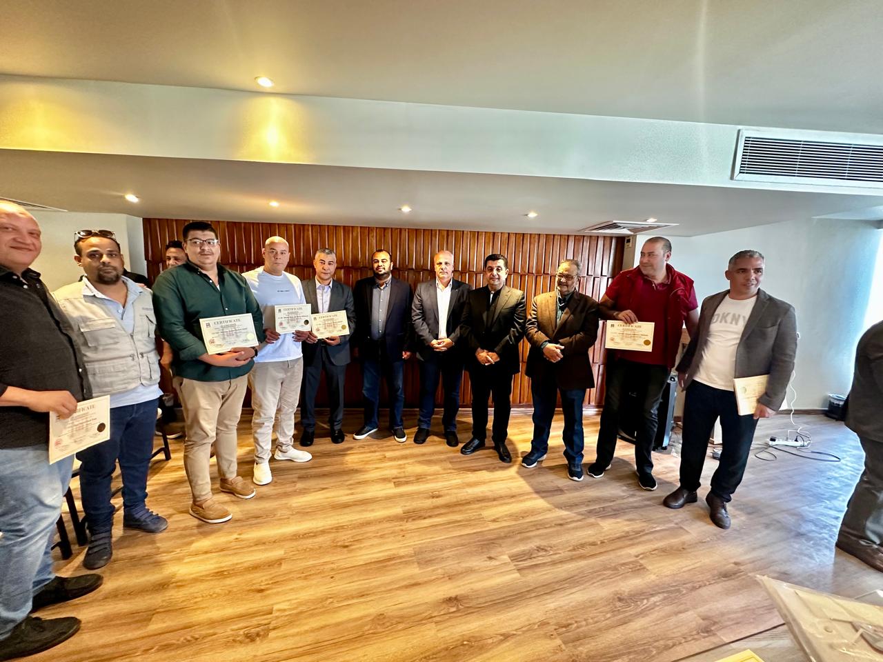 غرفة المطاعم السياحية تبدأ برنامج تدريبي لتطوير مهارات القيادة