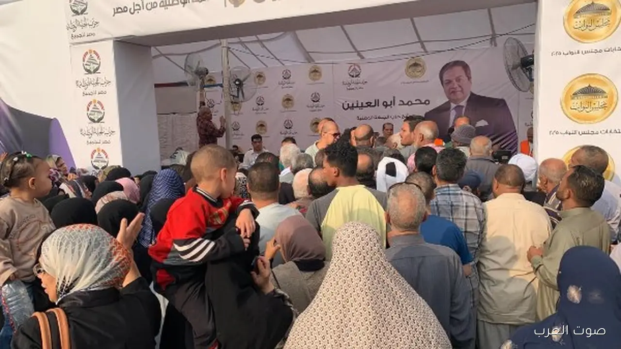 غرفة عمليات الصحفيين تتابع الزملاء أثناء تغطية انتخابات النواب