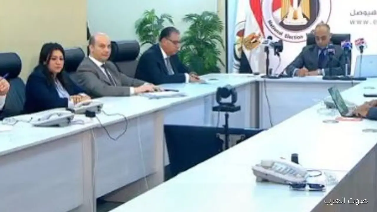 غرفة عمليات الهيئة الوطنية للانتخابات تتابع التصويت في أول يوم