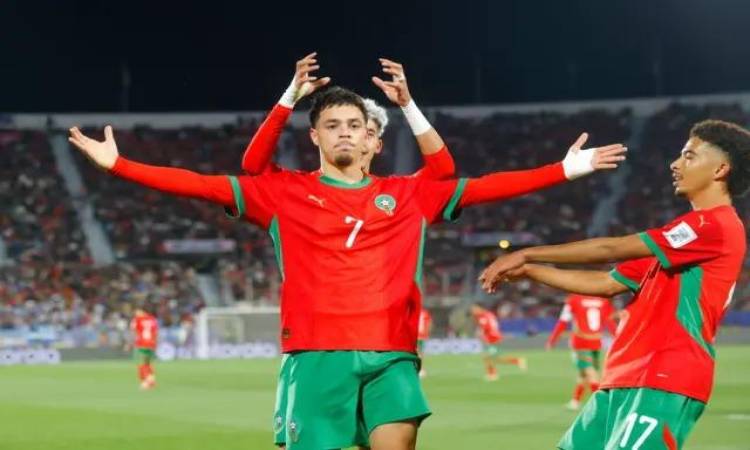 المغربي عثمان معما أفضل لاعب شاب