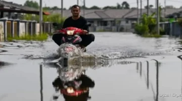 فيضانات كبيرة تسيب آلاف الناس في تايلاند وماليزيا وتقتل 8