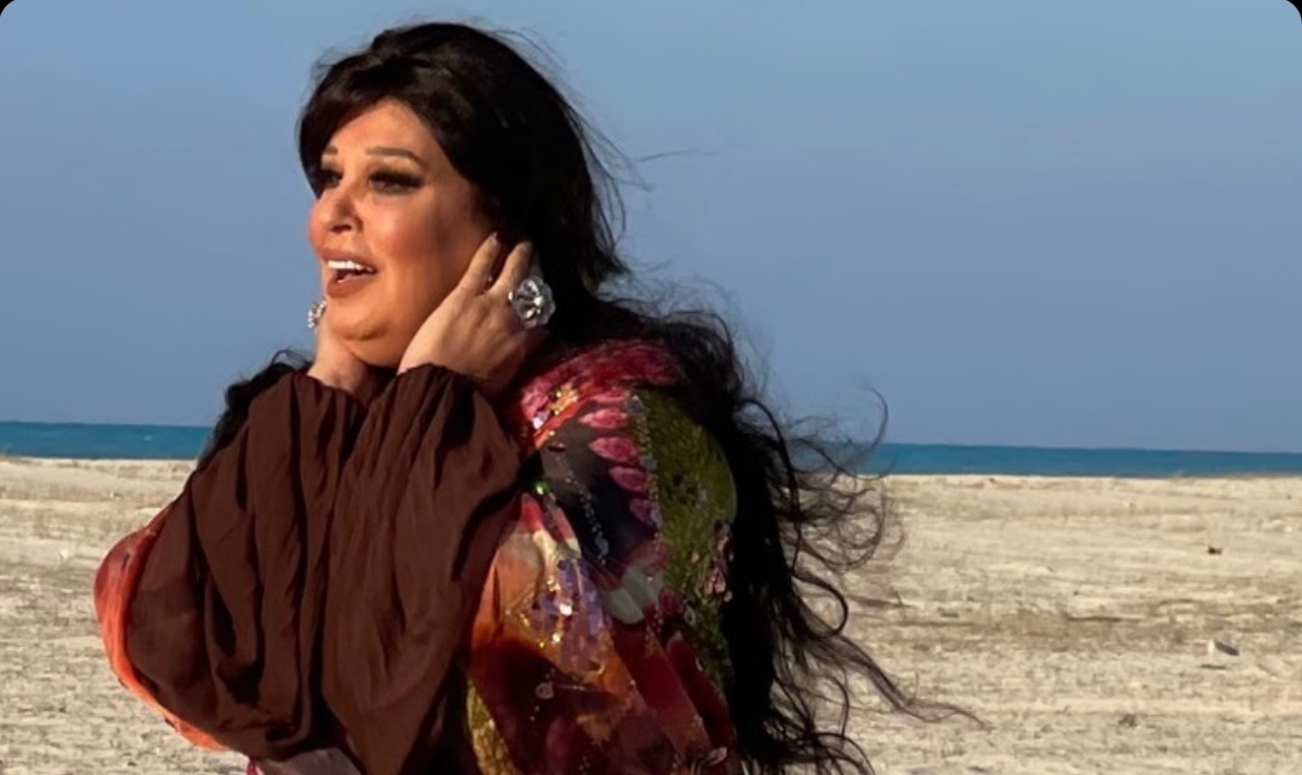 فيفي عبده تهني مي عز الدين بمناسبة زواجها وتقول ربنا