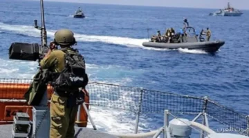 قوارب الاحتلال تضرب بحر رفح جنوبي قطاع غزة