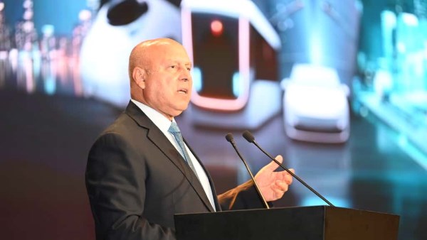 كامل الوزير 500 شركة من مصر والعالم في معرض TransMEA