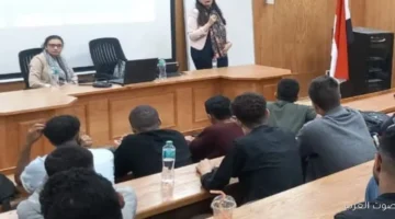 كليات الآداب والفنون والعلوم الإنسانية في جامعة القاهرة الأهلية بتعمل