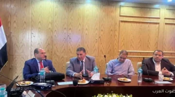 كلية الصيدلة تستقبل الدكتور أحمد كاسب من مركز السرطان بجامعة