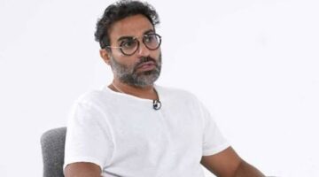 لسه صحاب أحمد فهمي يتكلم عن علاقته بمنة حسين فهمي