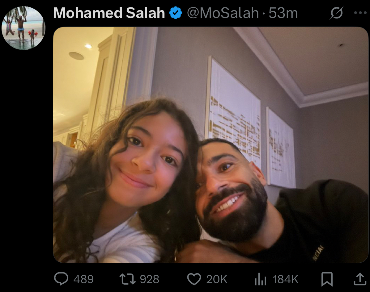 محمد صلاح يظهر مع ابنته مكة في أحدث صورة