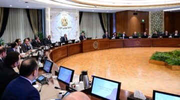 مدبولي السياحة من أسهل وأسرع الطرق اللي بتجيب فلوس للبلد