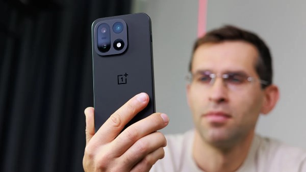 مستخدم OnePlus 15 يكشف عن المميزات اللي عجبتني خلال أسبوع من الاستخدام