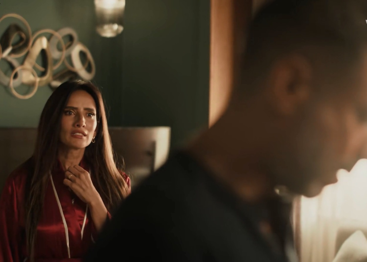 مسلسل ورد وشوكولاته زينة لسه بتتعرض للابتزاز وخطة لقتلها