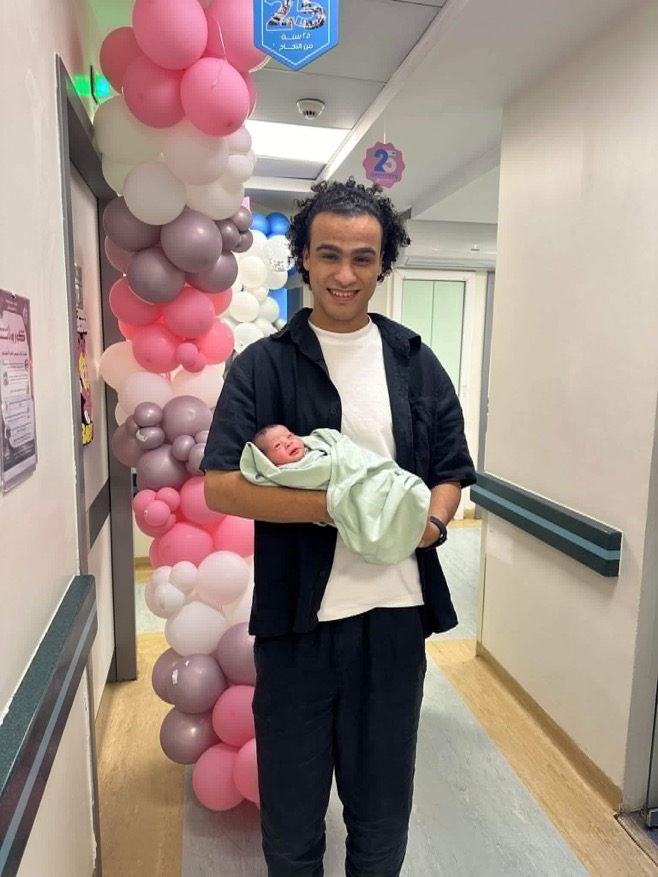 مصطفى حدوتة يعلن لأول مرة سبب وفاة ابنته الرضيعة ويحتفل