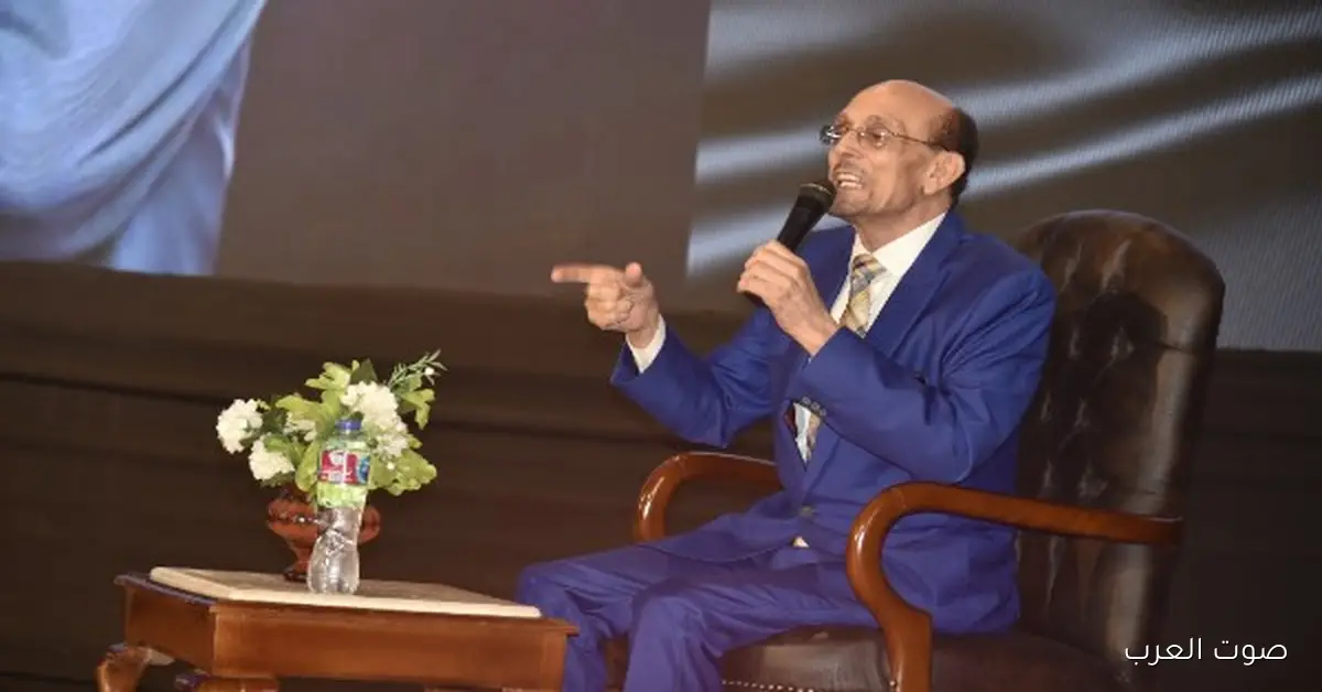 مصطفى قمر يطلب الدعاء لمحمد صبحي مثل أعلى له