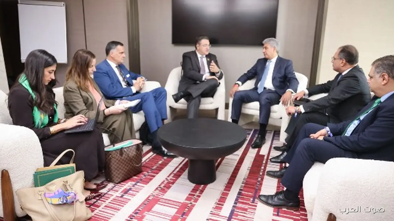 مفوض الاتحاد الأوروبي للنقل والسياحة هيزور مصر قريبًا التفاصيل