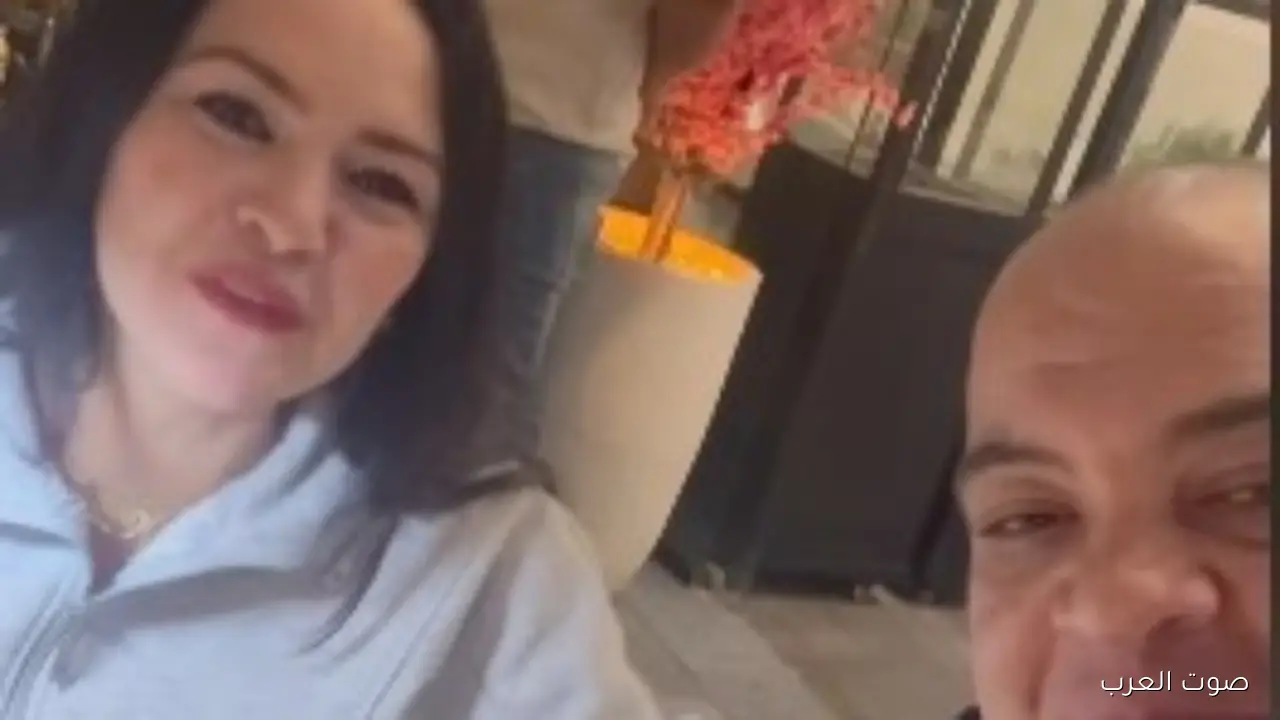 منال عبد اللطيف تثير الجدل بعد ما شالت الحجاب كل